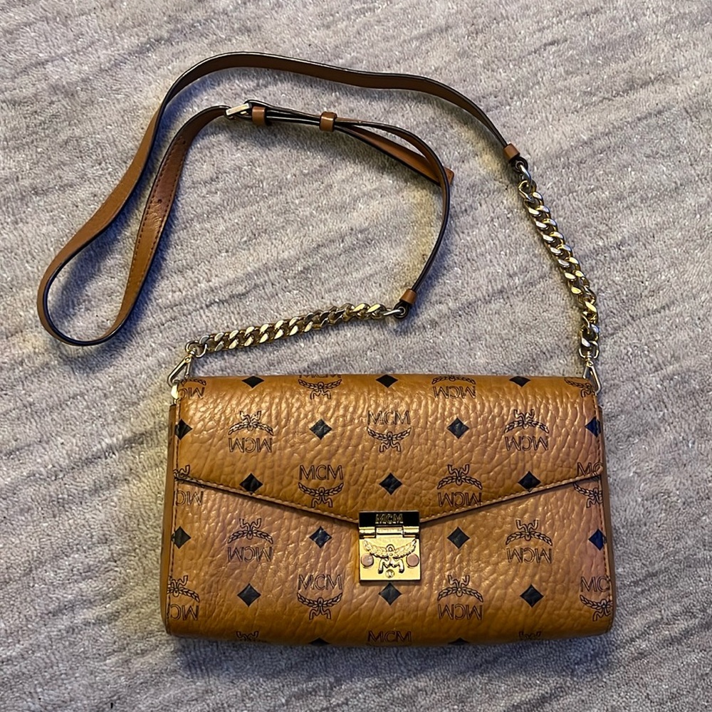 TRACY CROSSBODY IN VISETOS